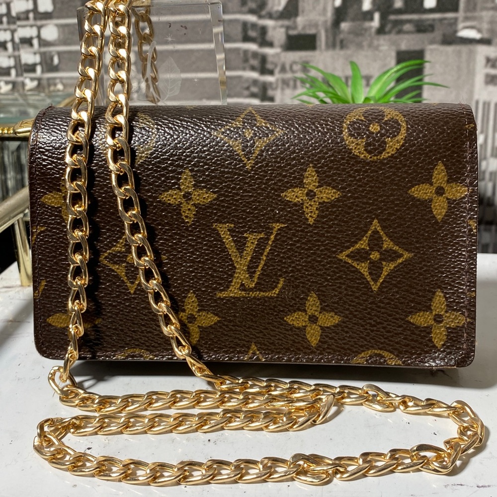 Authentic Louis Vuitton Monogram Bifold Zippy Wallet - Picture 3 of 16